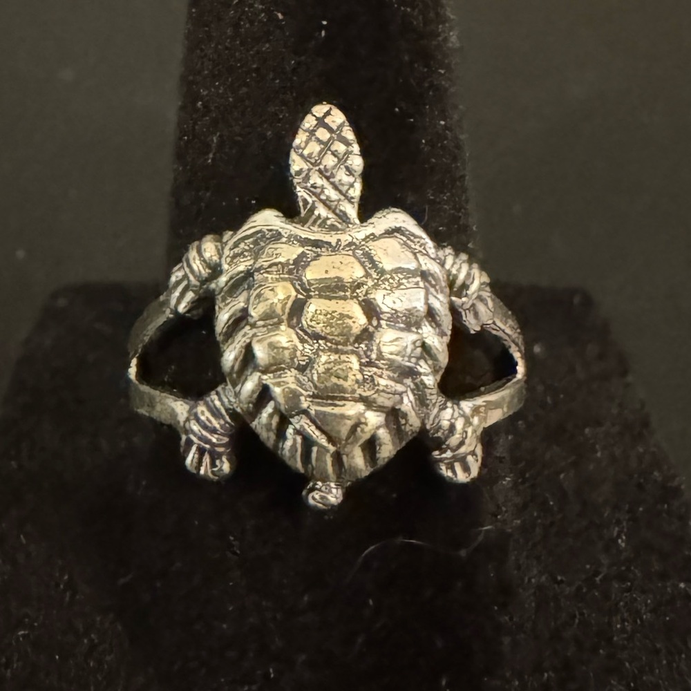 Intricate Sterling Silver Turtle Ring
